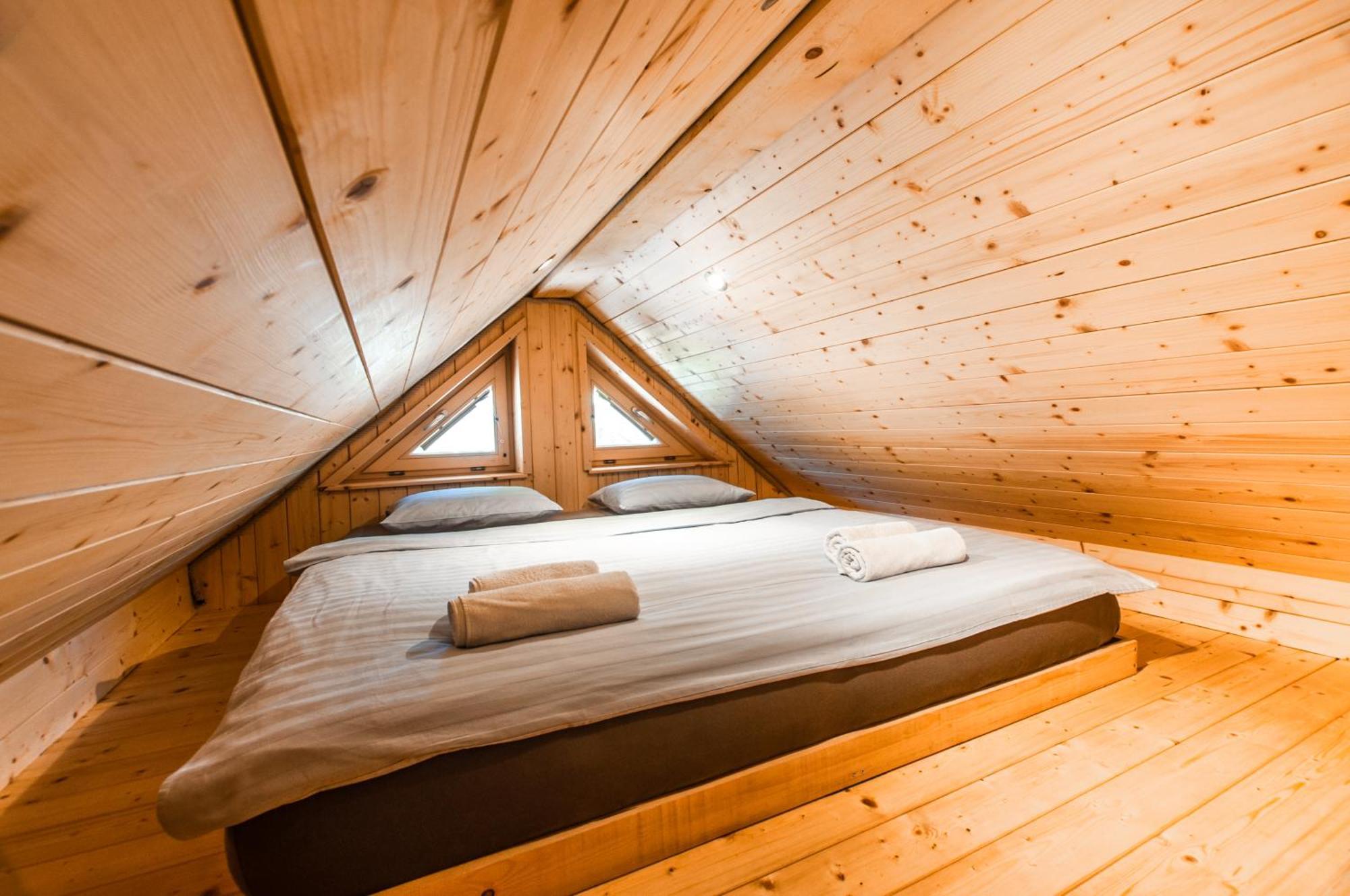 Log House Natura ラドヴリツァ エクステリア 写真